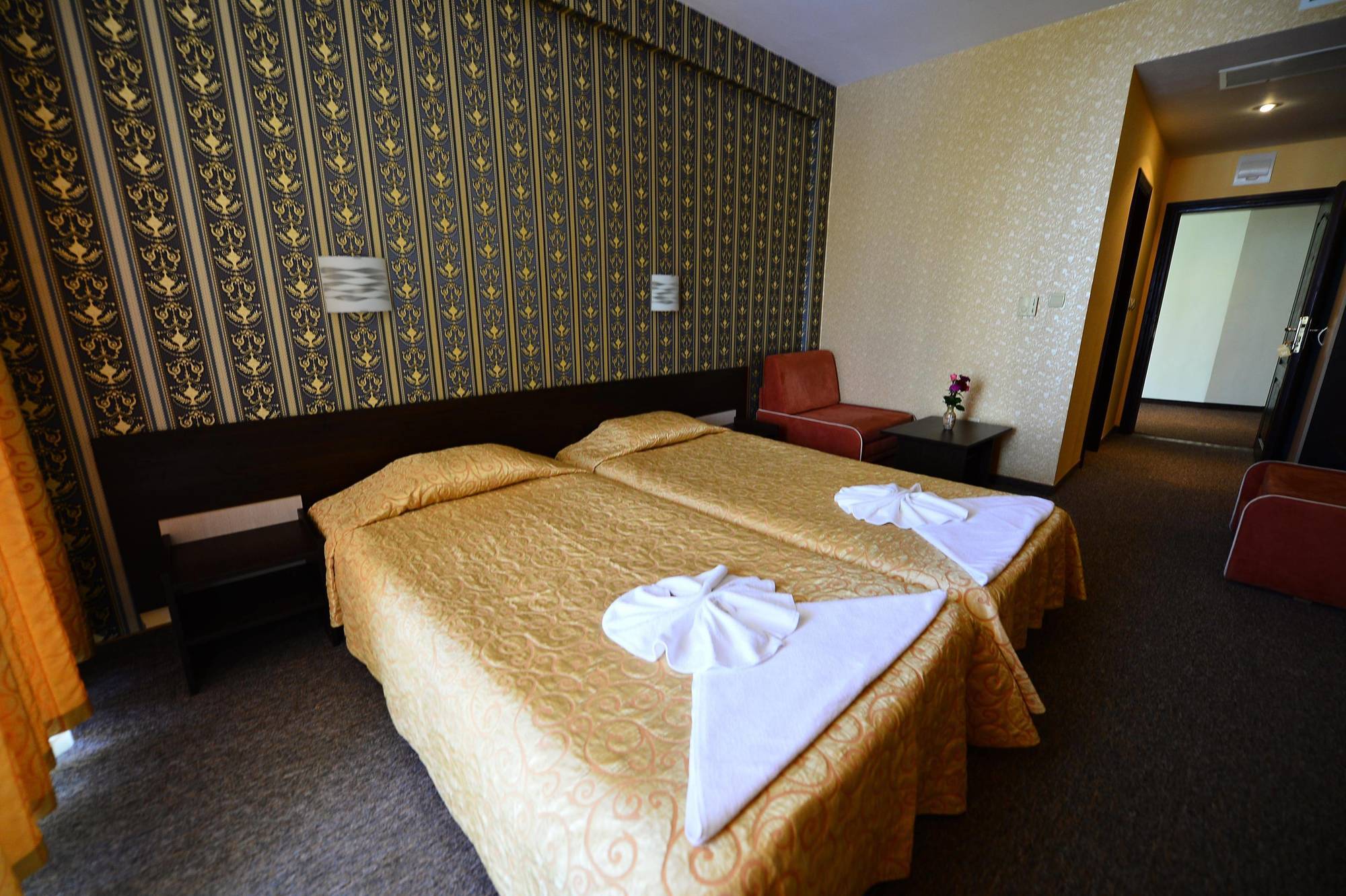 Yavor Palace Hotel Slăntjev Brjag Exteriör bild
